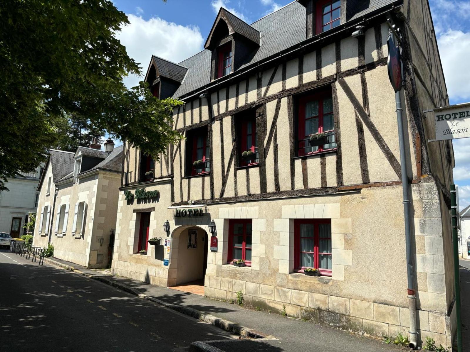 Hotel Le Blason Amboise Exterior foto